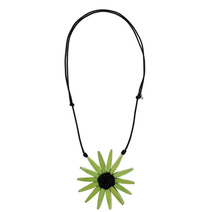 Green Amaya Flower Necklace